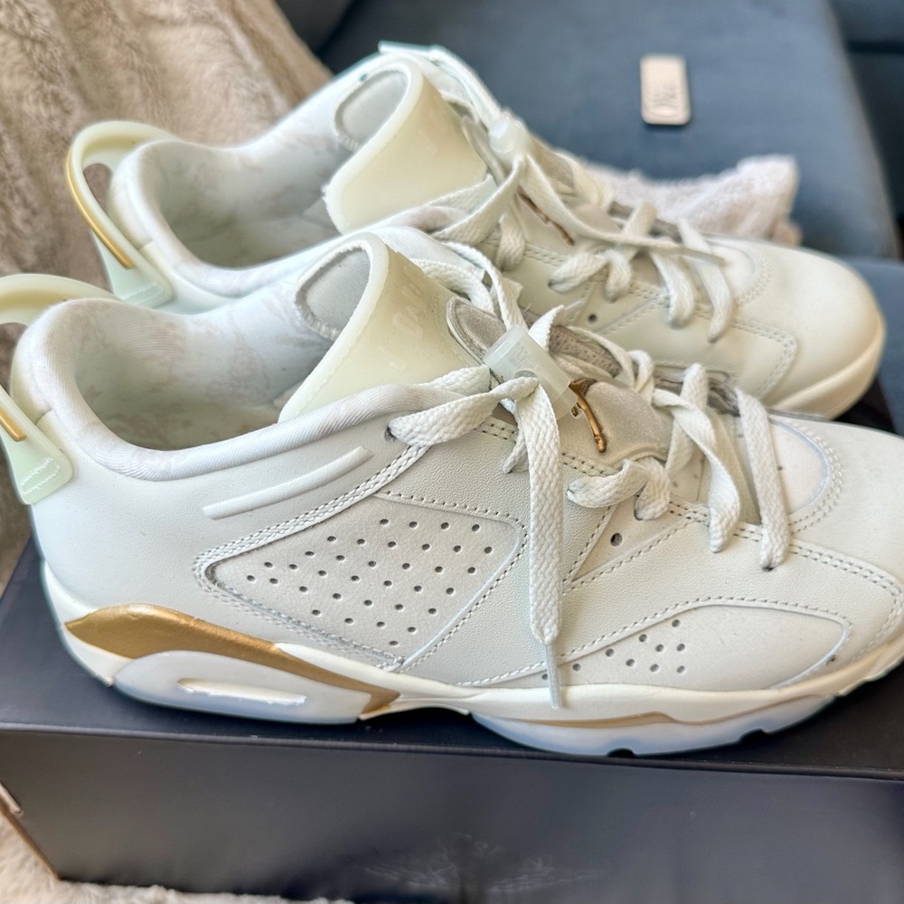 Jordan Air Jordan 1 Mid SE Craft - Obsidian and White